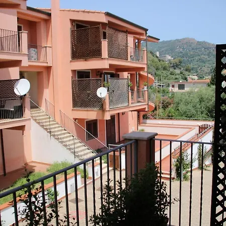 Poseidone Sea Taormina Apartament